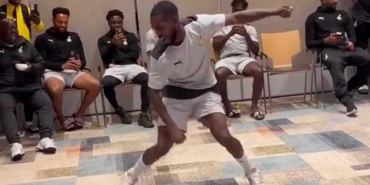 Iñaki Williams paga la novatada con Ghana