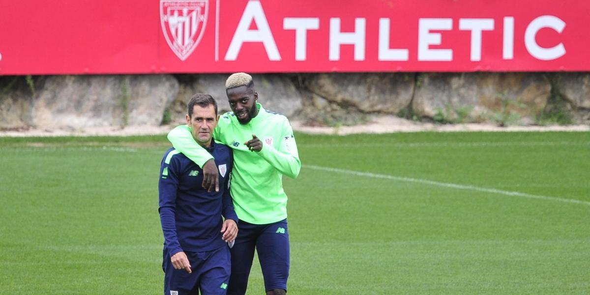 Iñigo Martínez e Iñaki Williams entran en la lista para recibir al Espanyol