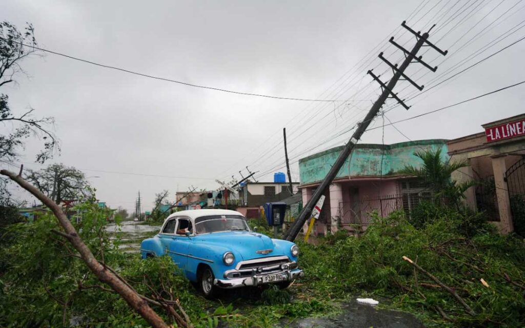 Inundaciones, 11 millones de personas sin luz y desplazados, los daños de 'Ian' en Cuba