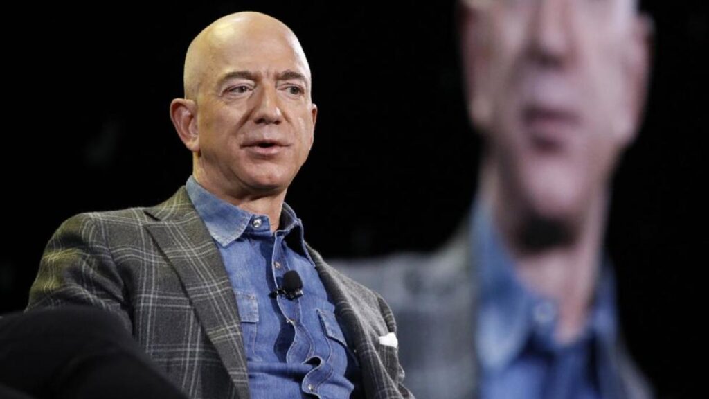 Jeff Bezos, entre los posibles compradores de los Phoenix Suns