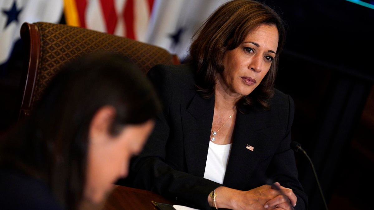 Kamala Harris centra su viaje a Asia en la seguridad