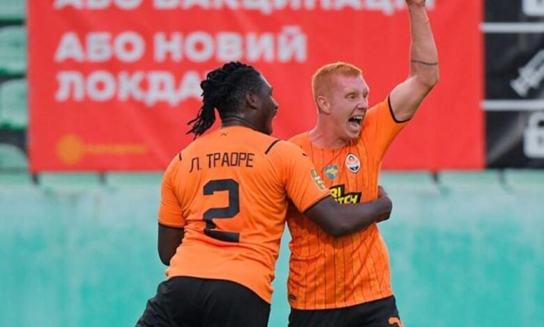 Konoplya da el trinfo al Shakhtar con diez
