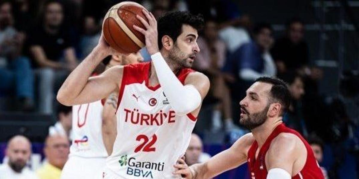 Korkmaz: "Nos dimos de puñetazos"