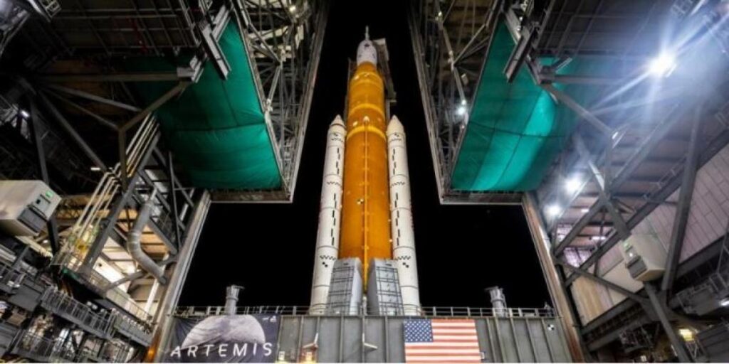 La NASA suspende por segunda vez el lanzamiento de Artemis I por una fuga de combustible
