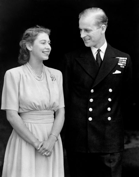 Felipe de Edimburgo con Isabel II / Gtres