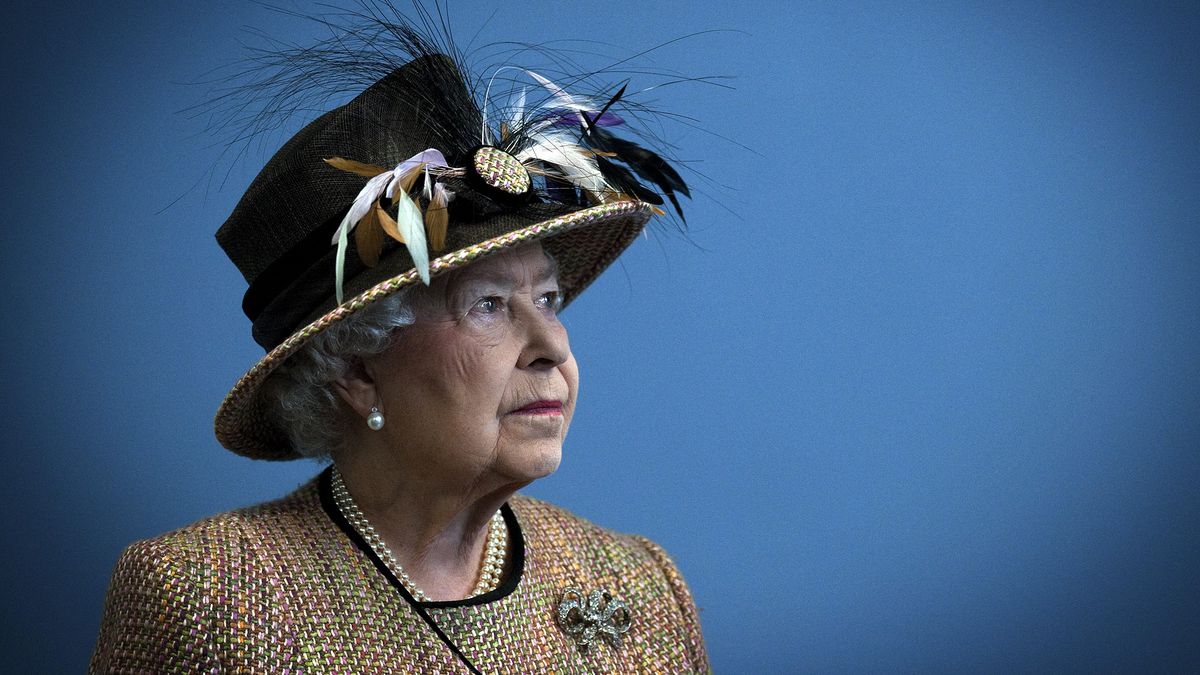 La causa de la muerte de Isabel II fue “su avanzada edad”, según el certificado de defunción