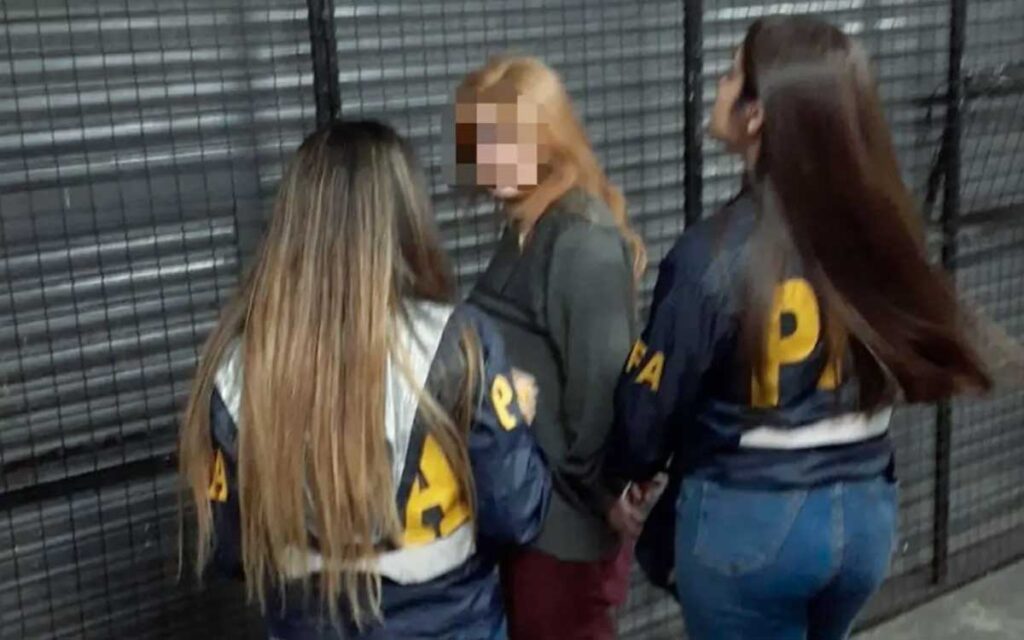 La novia del atacante de Cristina Fernández considera 'aberrante' lo ocurrido y niega su participación