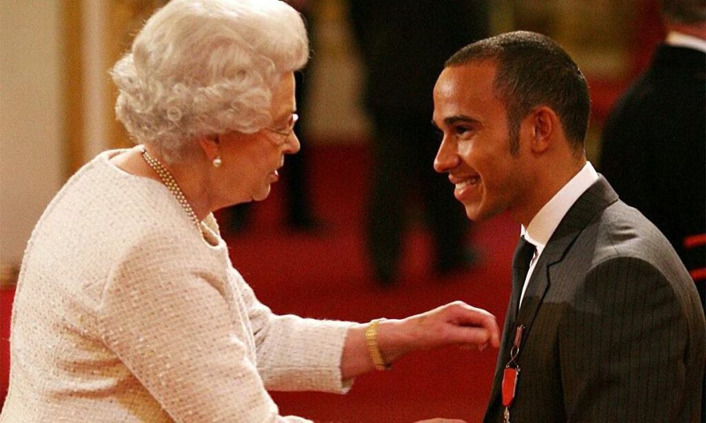 La reina Isabel II y su relación con la Fórmula 1 por más de 70 años | Fotogalería