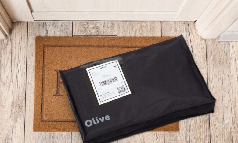 La startup de envases reutilizables Olive crea un nuevo modelo para mantener la ropa fuera de los vertederos