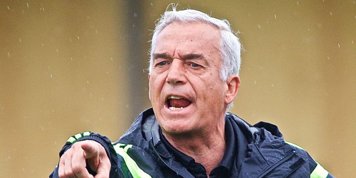 La tercera vez en la historia que las jugadoras piden el cese del seleccionador