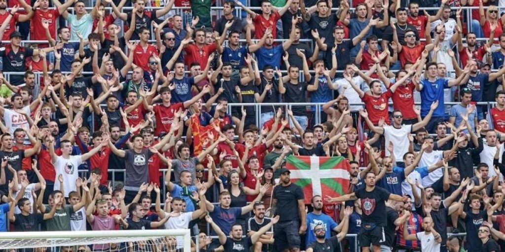 LaLiga denuncia insultos de aficionados de Osasuna a la selección española