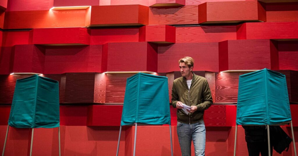 Las divisivas elecciones de Suecia están demasiado reñidas, dicen funcionarios