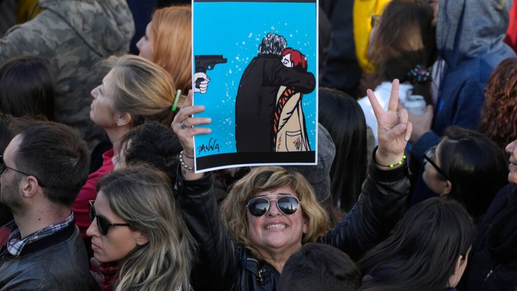 Las dudas sobre la investigación del ataque a Kirchner avivan la división en Argentina