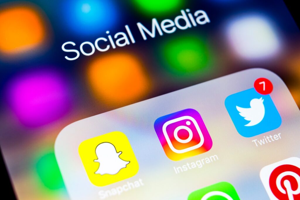 Las redes sociales son un factor en la muerte de una alumna del Reino Unido, según una investigación