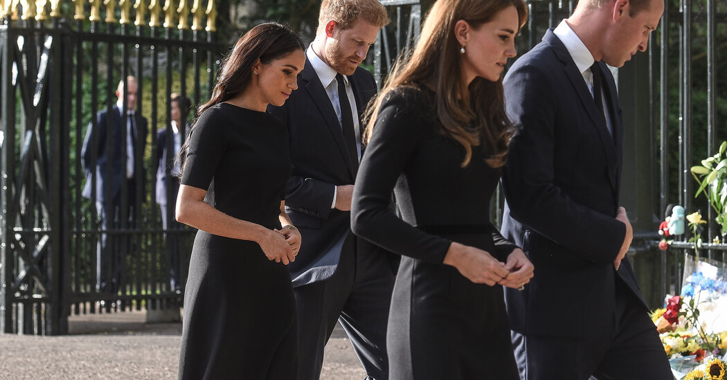 Lectura de labios y crítica de la moda: el viaje de Meghan al Reino Unido bajo escrutinio