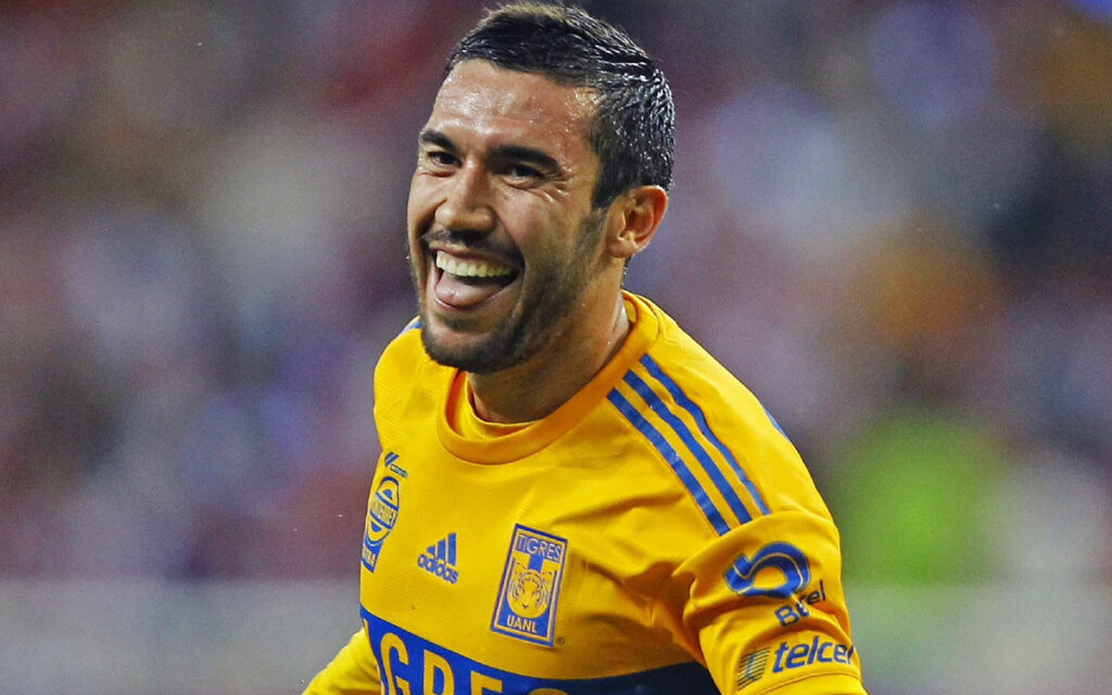 Liga MX: Con doblete de Vigon, Tigres golea a Guadalajara en casa | Video