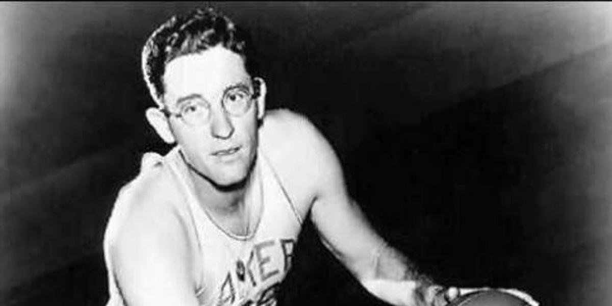Los Lakers retirarán la camiseta de George Mikan