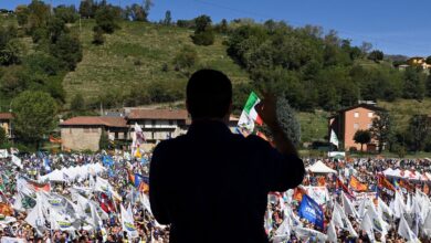 Los fantasmas del pasado visitan a Salvini