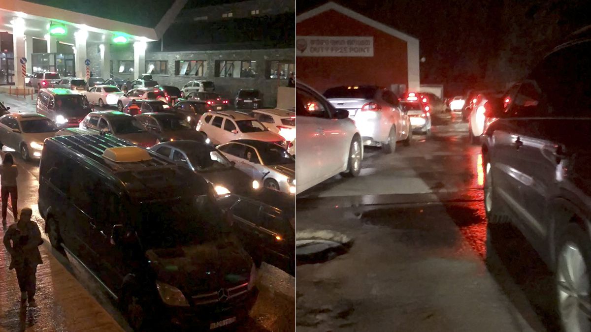 Los rusos forman colas de decenas de kilómetros al intentar escapar de la guerra