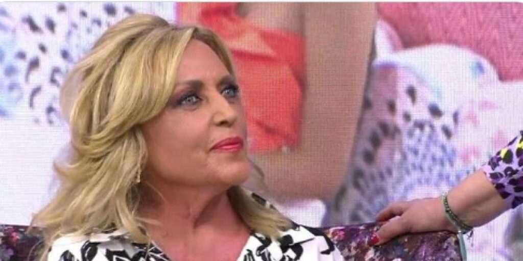 Lydia Lozano pasa de nuevo por quirófano tras fracturarse una vértebra