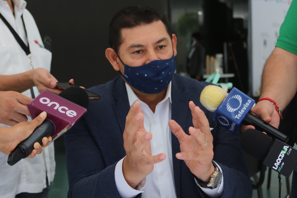 Mantiene Alejandro Armenta su aspiración a la candidatura del gobierno de Puebla