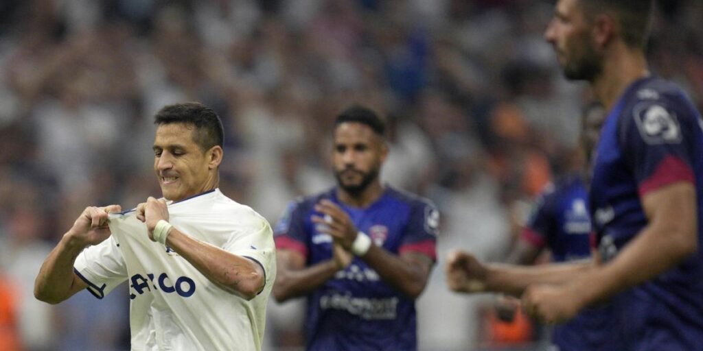 Marsella y Lens mantienen el pulso con el PSG