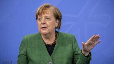 Merkel pide 'tomar en serio' las amenazas nucleares de Putin