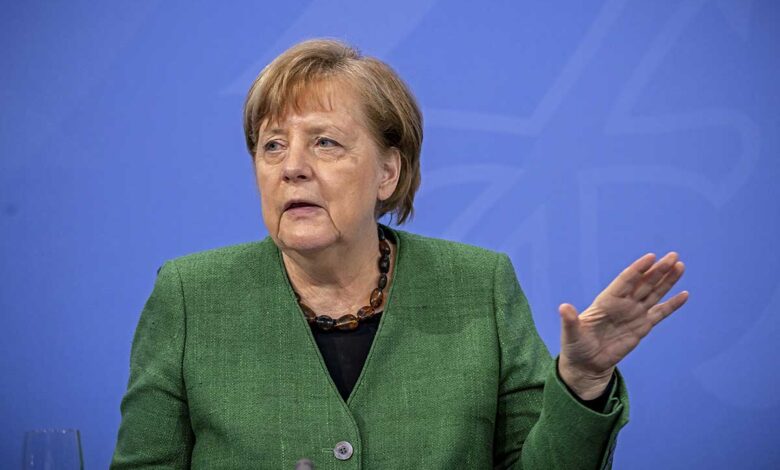 Merkel pide 'tomar en serio' las amenazas nucleares de Putin