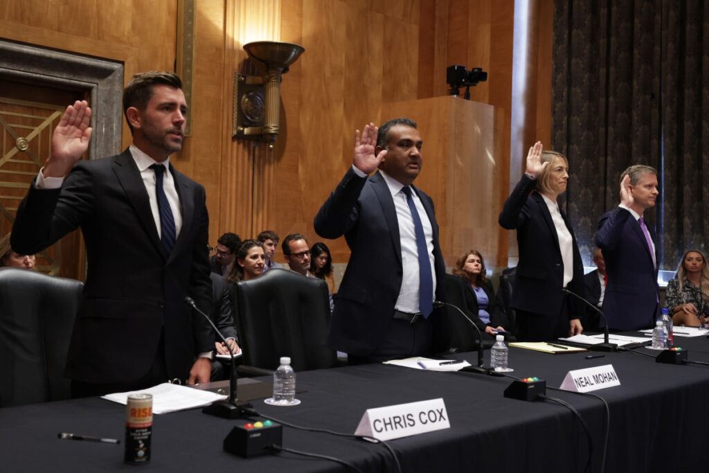 Meta, TikTok, YouTube y Twitter esquivan preguntas sobre redes sociales y seguridad nacional