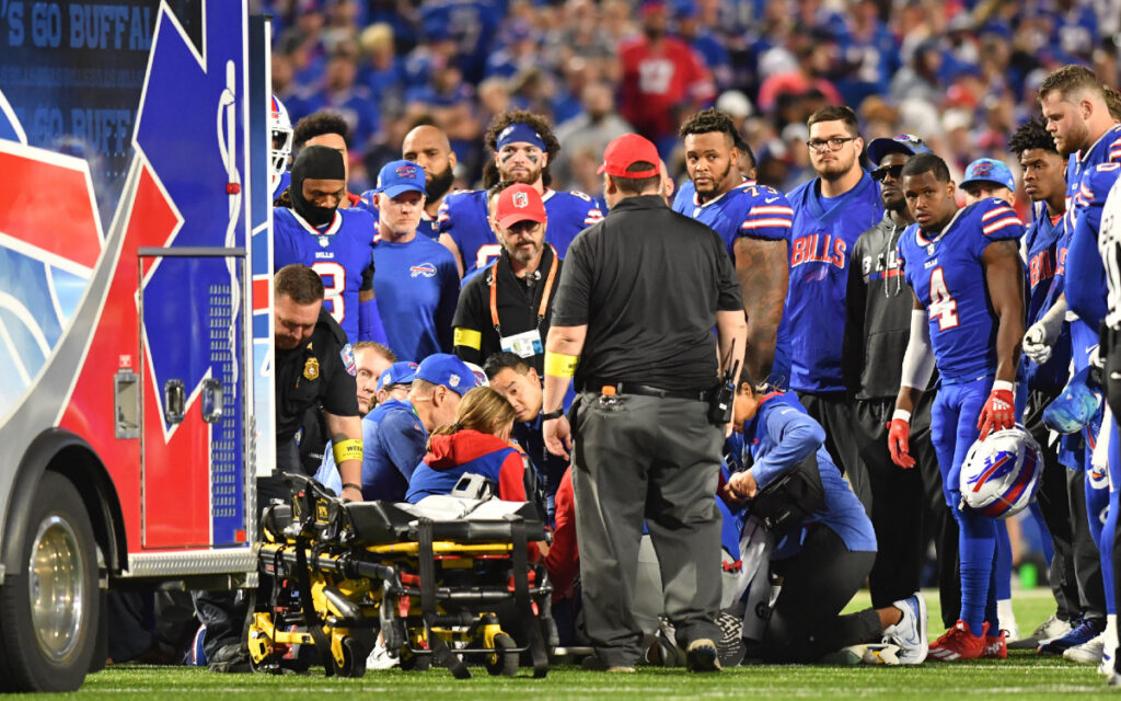 NFL: Dane Jackson, de Buffalo, es dado de alta del hospital tras aparatosa lesión en el cuello | Video