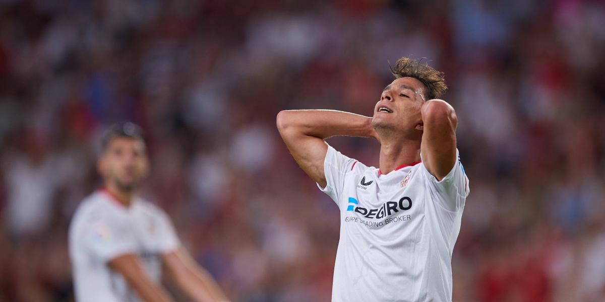 Óliver Torres y Tecatito, descartados para la Champions