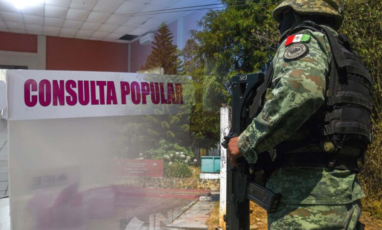 Oposición critica consulta de AMLO sobre Ejército; Morenistas la celebran
