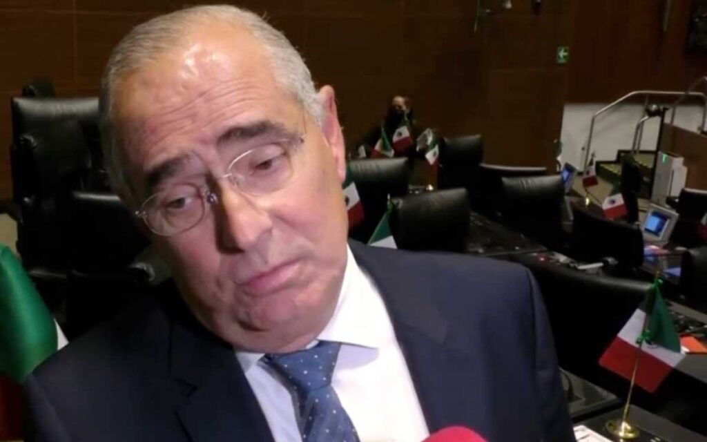 Panistas se sienten traicionados ante pase de Raúl Paz a Morena