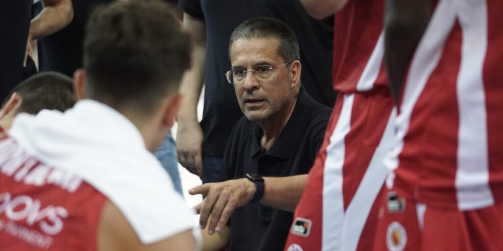 Pedro Martínez: "Si el nivel de Marcus Lee es este, no nos vale"