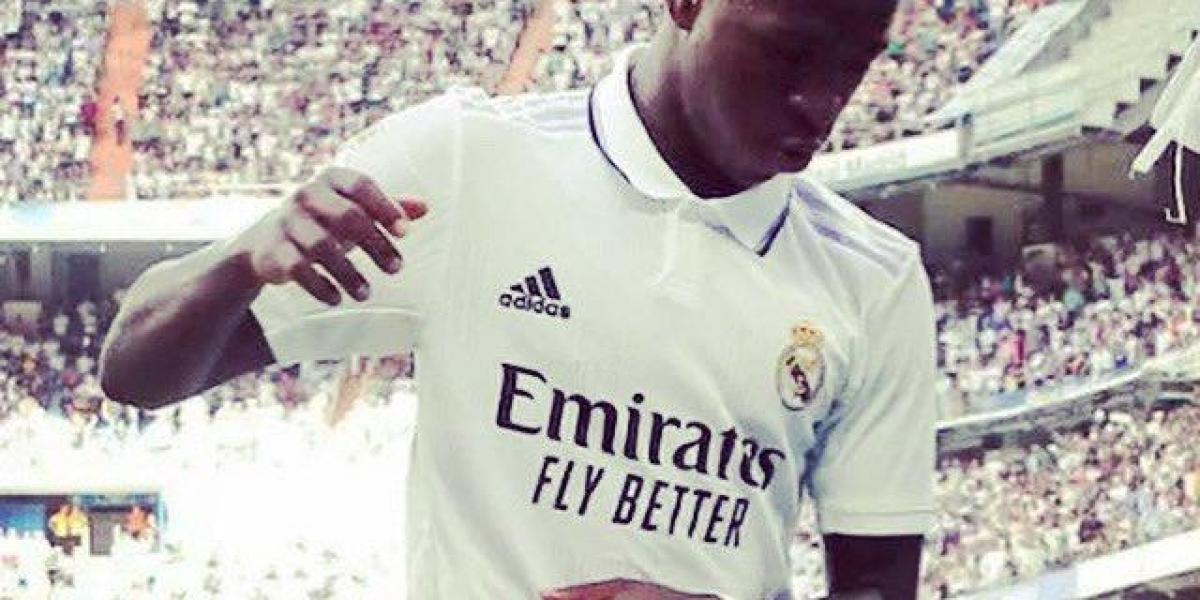 Pelé se une al movimiento #BailaViniJr