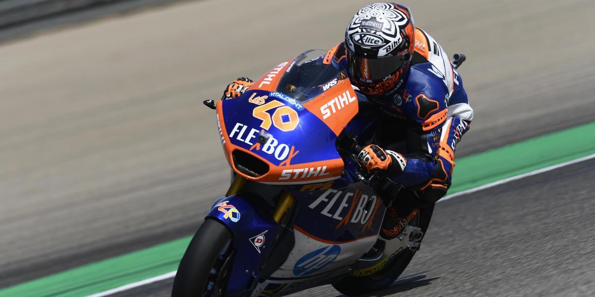 Pole para Arón Canet tras un parón de hora y media por lluvia