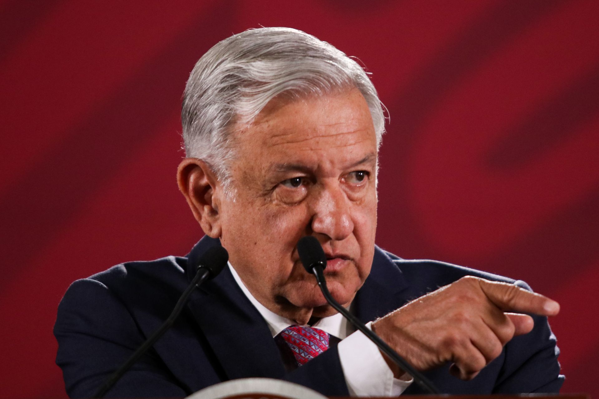 Propone AMLO consulta para definir permanencia del Ejército en tareas de seguridad