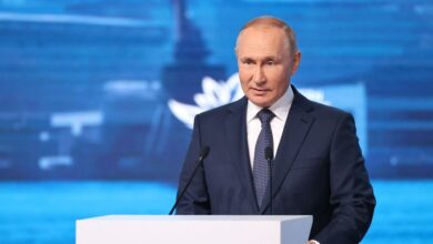 Putin descarta pérdidas en Ucrania y dice que Rusia se está beneficiando de la guerra