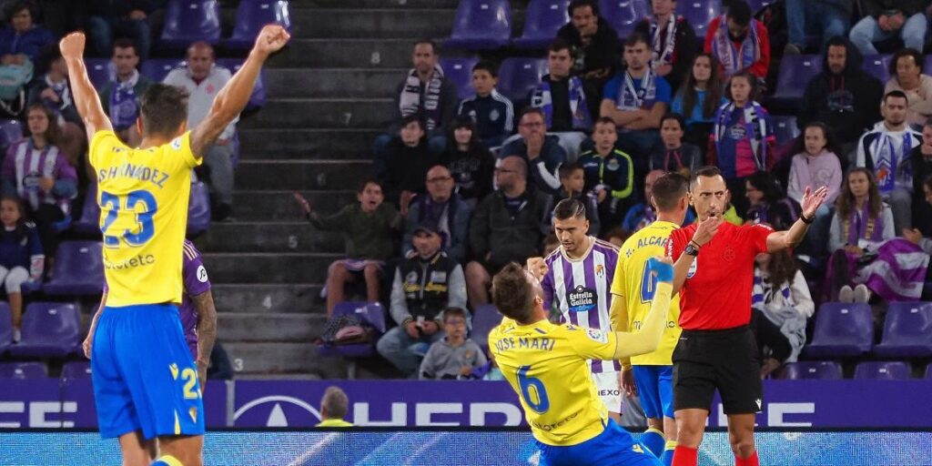 Real Valladolid - Cádiz, en directo | Sigue LaLiga Santander, en vivo