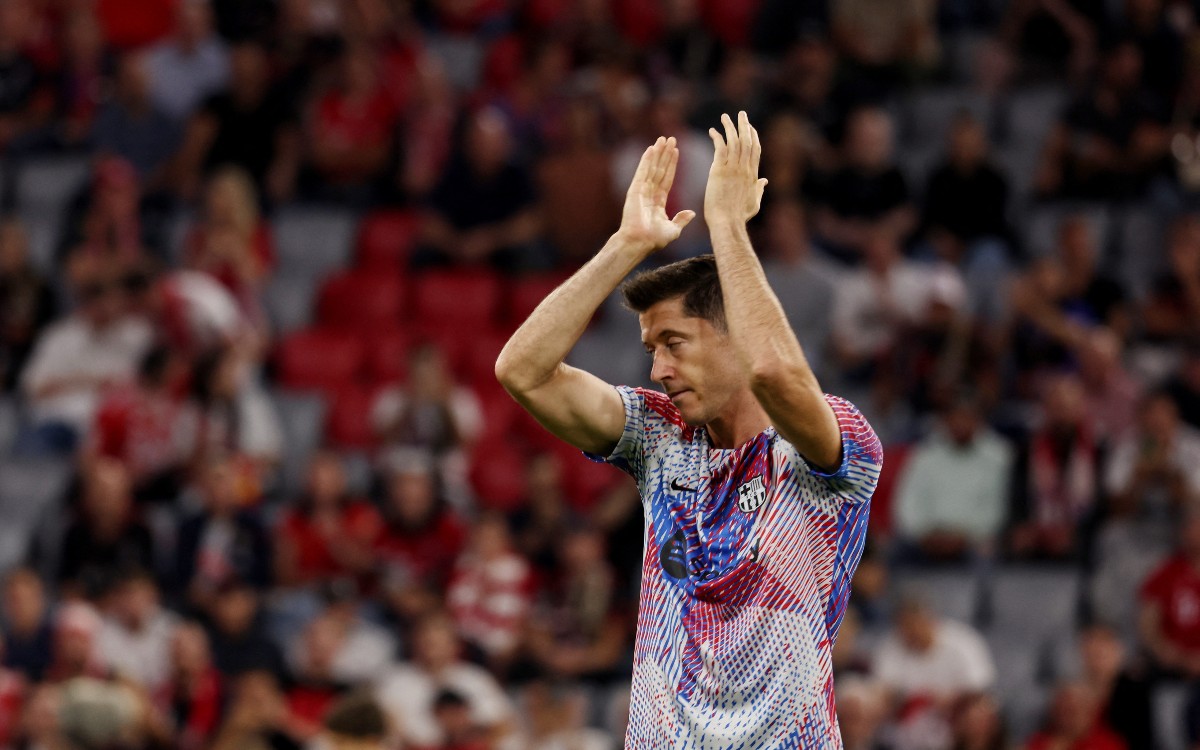 Recibe afición del Bayern Munich con aplausos a Robert Lewandowski | Video