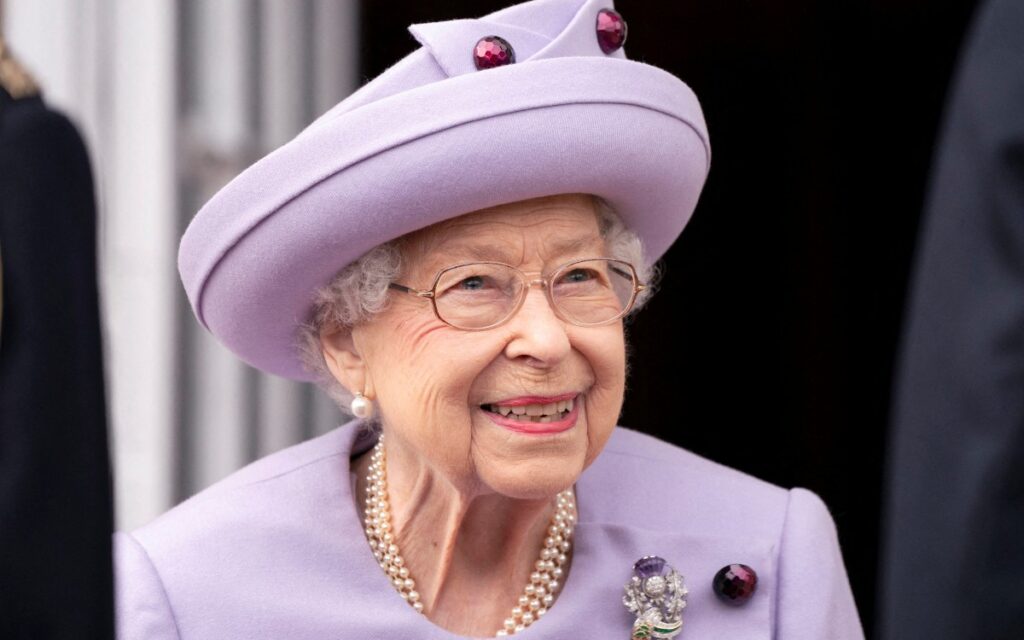 Reina Isabel II | Líderes católicos, judíos y musulmanes, en oración por la salud de la monarca británica