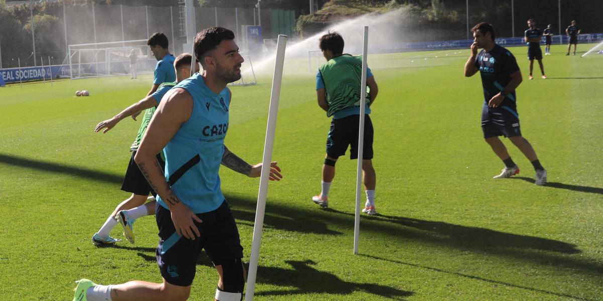 Rico, gran novedad de una lista con seis bajas por lesión