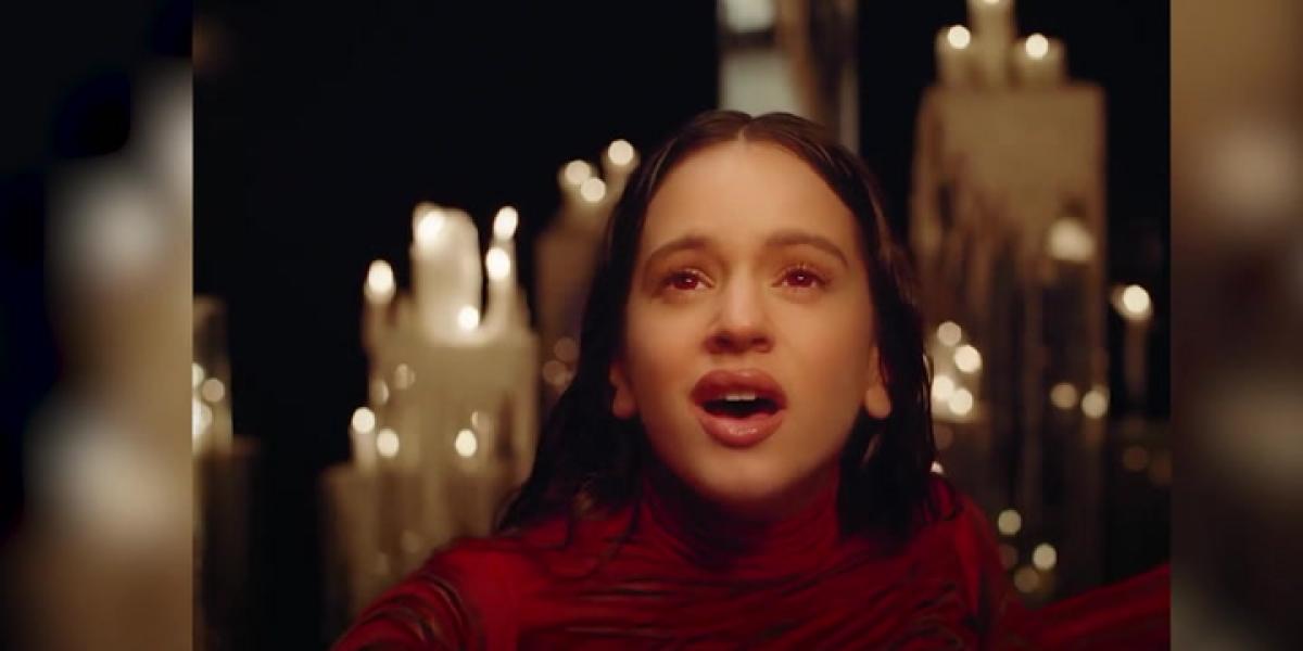 Rosalía y Romeo Santos colaboran en el tema 'El pañuelo'