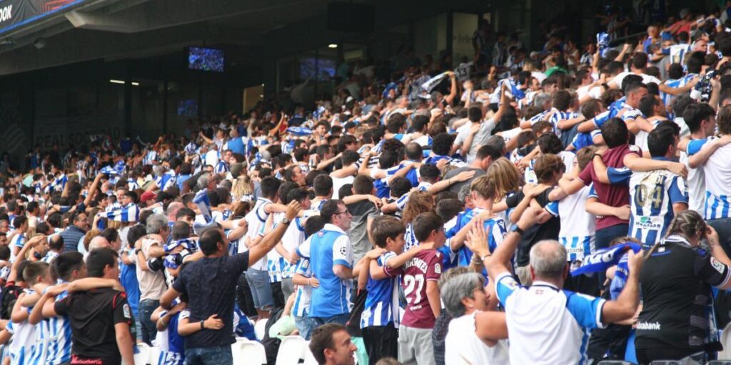 Rosalía y algunos pitos al líder en la rara tarde europea
