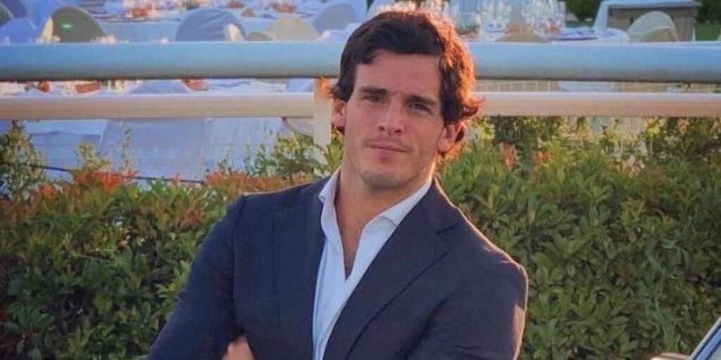 Sale a la luz un nuevo vídeo de Íñigo Onieva con otra mujer en una discoteca