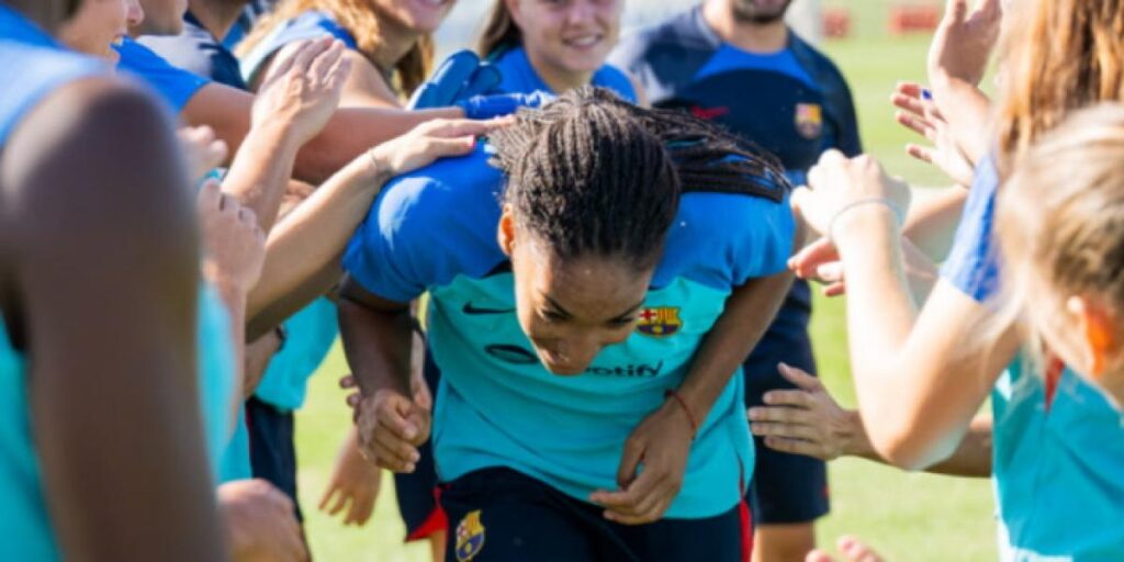 Salma Paralluelo se incorpora al Barça