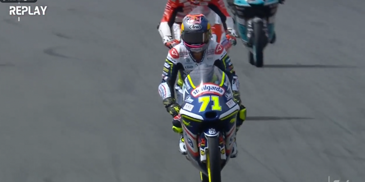 Sasaki domina en Aragón y Guevara le sigue el ritmo