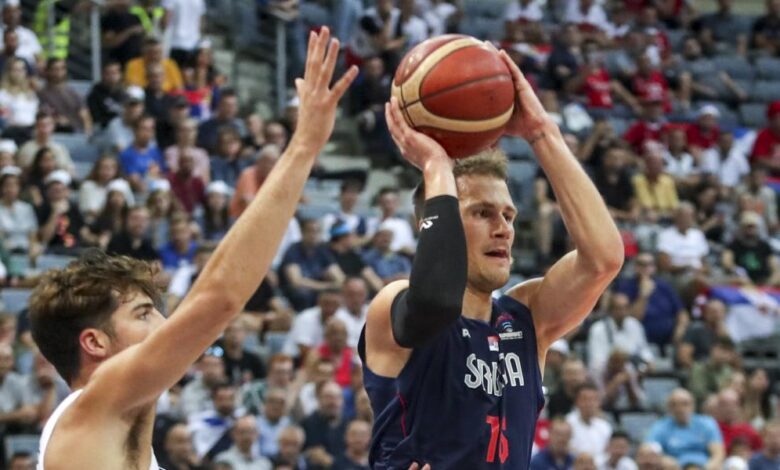 Serbia pierde a Nedovic y se queda con 11 jugadores
