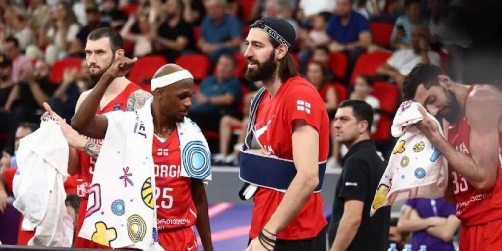 Shengelia da su versión sobre la pelea con Korkmaz