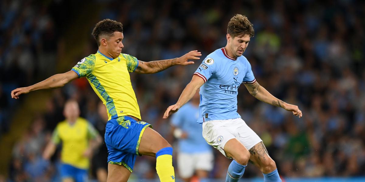 Stones y Walker, bajas del Manchester City contra el Sevilla